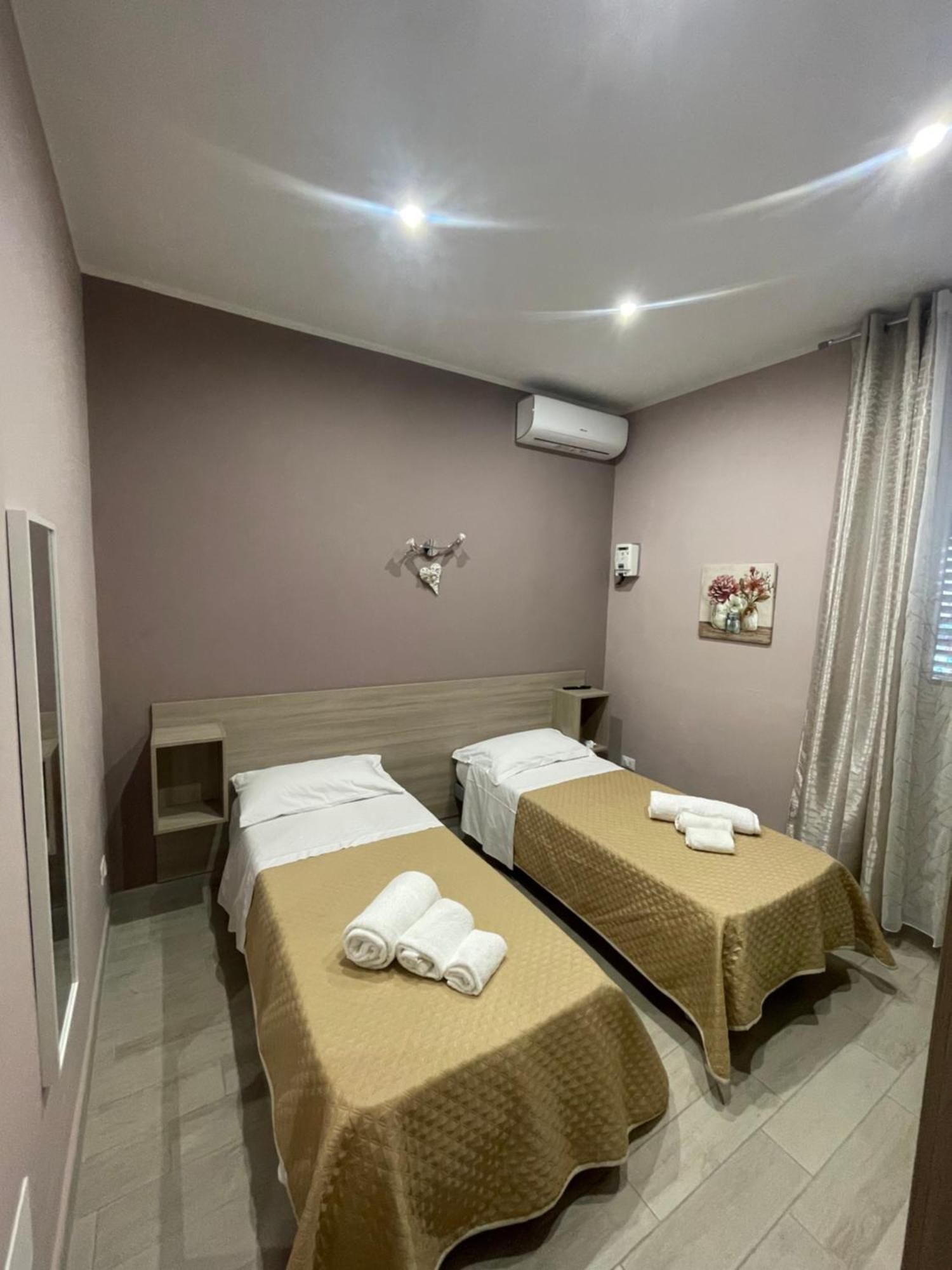A Casa Da Chiara Apartment ปาแลร์โม ภายนอก รูปภาพ