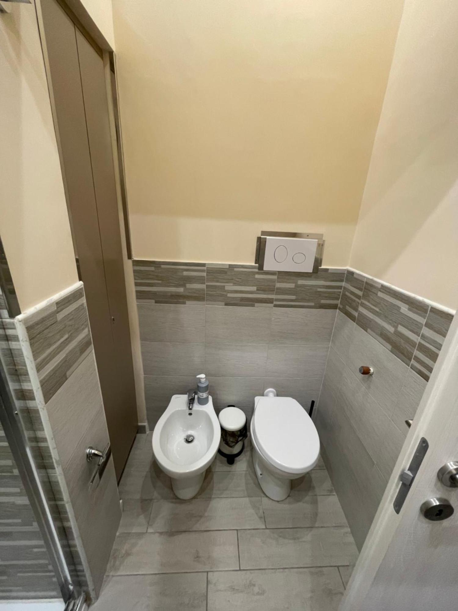 A Casa Da Chiara Apartment ปาแลร์โม ภายนอก รูปภาพ